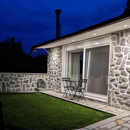 Ethos 2 * Nea Peramos (Macedonia)